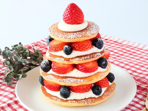 ストロベリーツリーケーキ